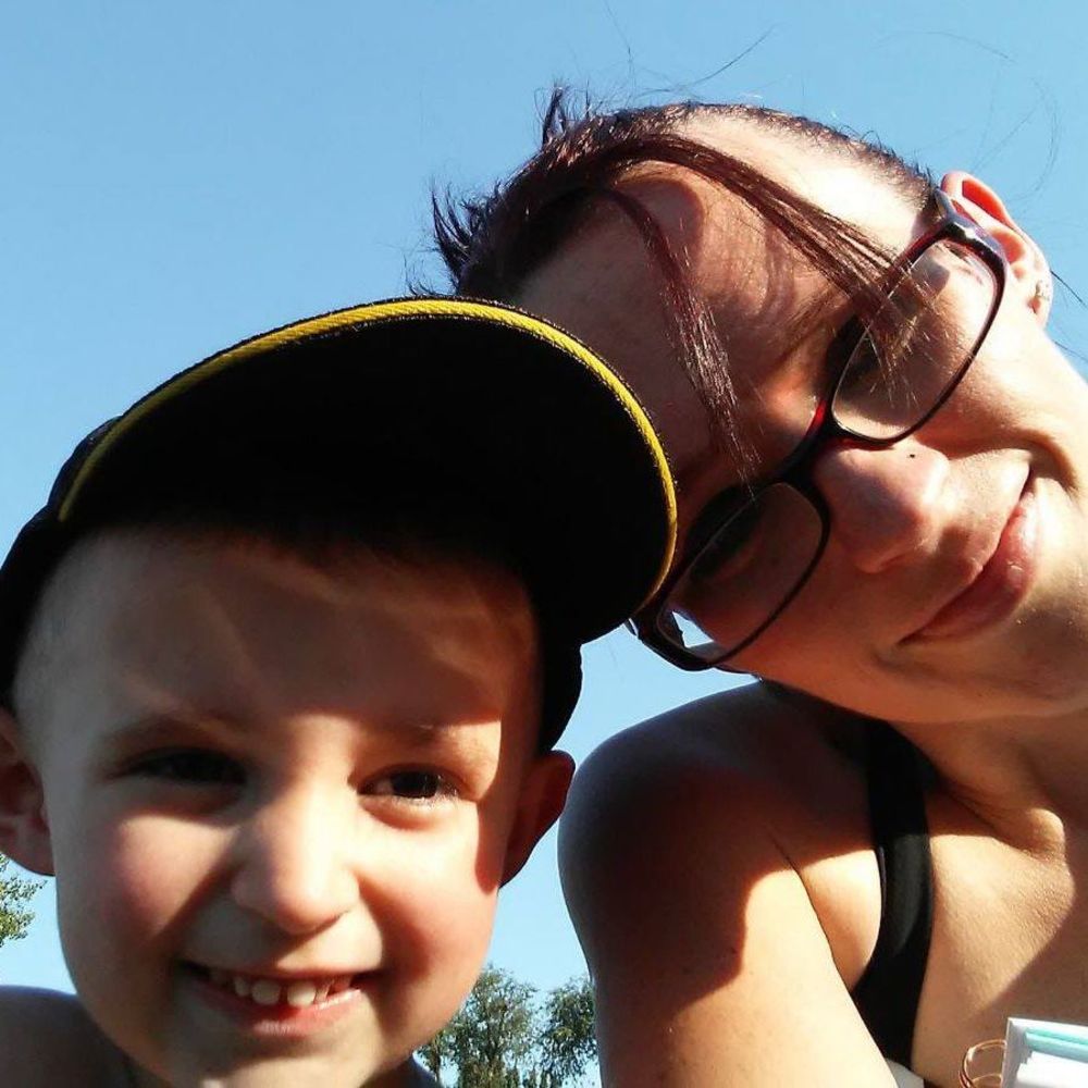 Meet your Posher, Alicia